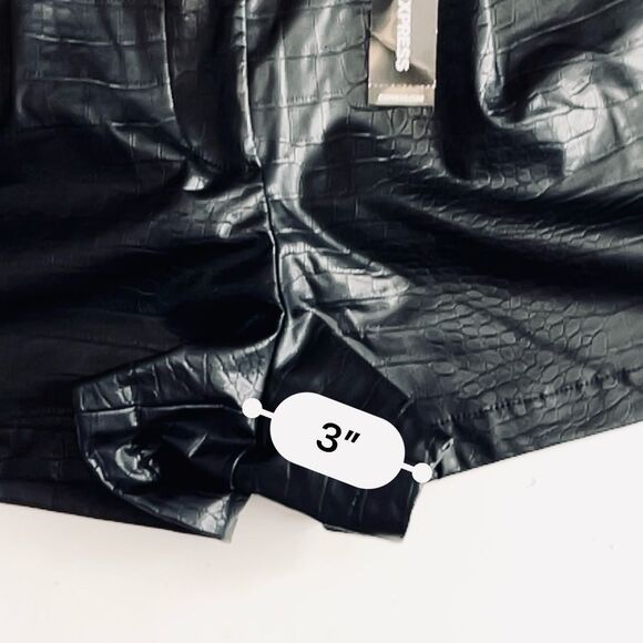 Express Super High Waist Croc-Embossed Faux Leather Shorts Size 12 - Picture 9 of 14